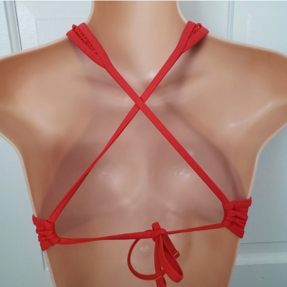 Xhilaration Knit Crochet Halter Bikini Top - Picture 2 of 4